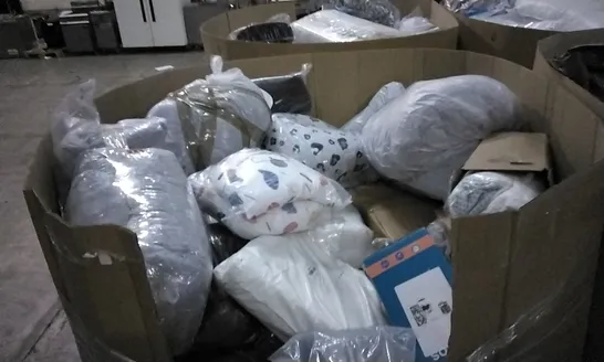 PALLET OF ASSORTED ITEMS INCLUDING INFINITY PILLOW, TRAVEL EASE, AND BACK SUPPORT PILLOW ETC