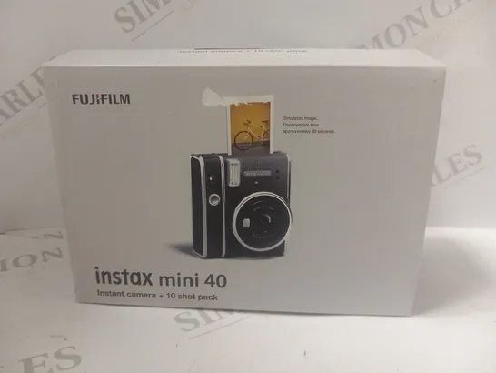 BOXED FUJIFILM INSTAX MINI 40 INSTANT CAMERA