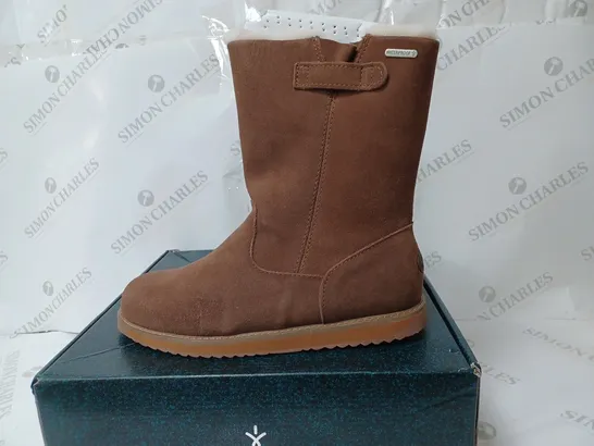 EMU ELECTRA WATERPROOF BOOT OAK SIZE 8