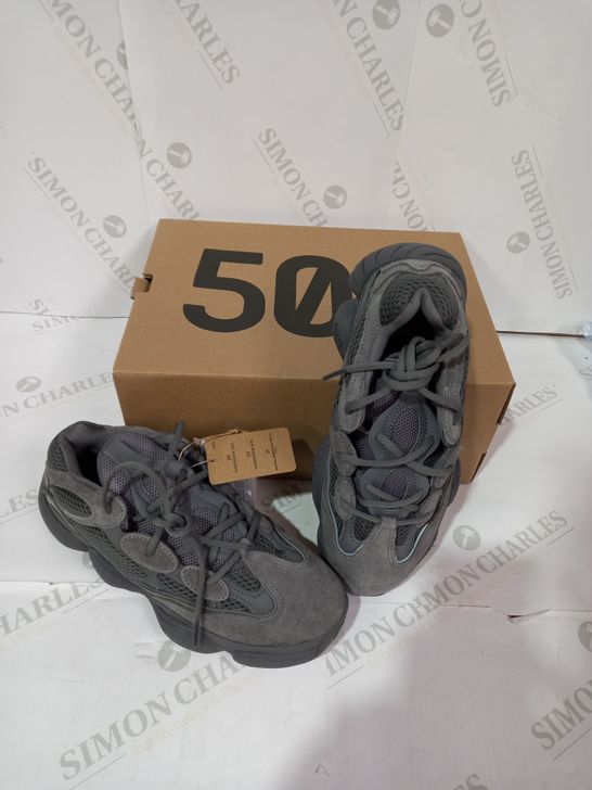 BOXED PAIR OF ADIDAS GREY TRAINERS SIZE 7
