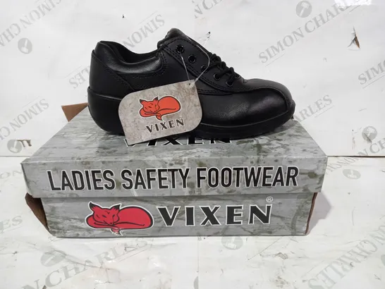 BOXED PAIR OF VIXEN WOMEN'S SAFETY SHOES IN BLACK UK SIZE 2