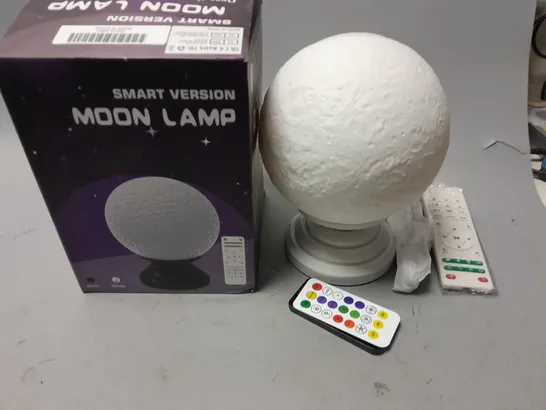 BOXED MOON LAMP 