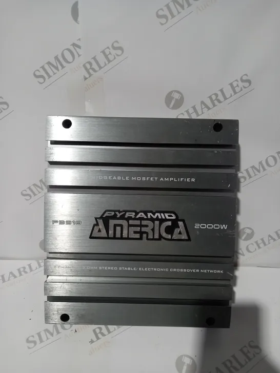 PYRAMID AMERICA BRIDGEABLE MOSFET AMPLIFIER PB918