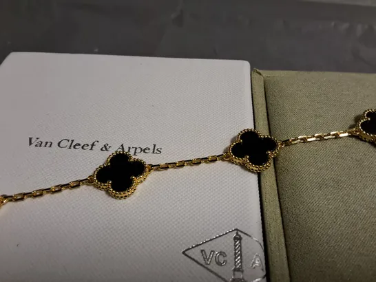 VAN CLEEF & ARPELS 4-LEAF CLOVER BRACELET 