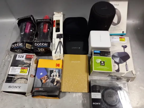 LOT OF APPROXIMATELY 25 ASSORTED ITEMS TO INCLUDE SONY PORTABLE SPEAKER, JOBY GORILLAPOD SONY CYBER-SHOT CASE AND SENNHEISER EARBUDS