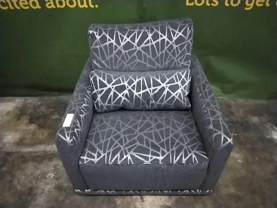 QUALITY BRITISH DESIGNER LOUNGE CO GREY FABRIC SWIVEL ARMCHAIR GEOMETRIC PATTERN