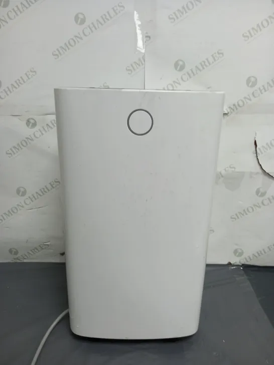 BOXED 12L DEHUMIDIFIER WITH 2L WATER TANK AND TIMER