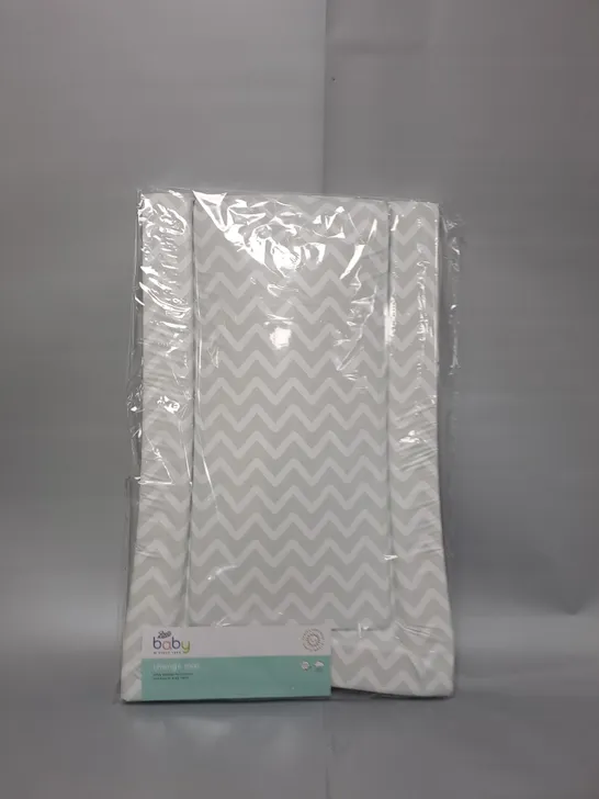 BOOTS BABY CHANGING MAT 