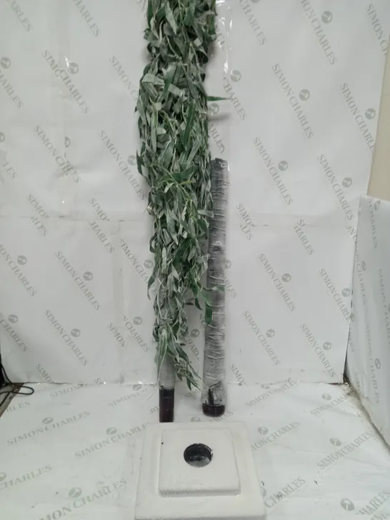 BOXED ALISON CORK 180CM PRE-LIT GREEN LEAF DETAIL INDOOR WILLOW TREE (COLLECTION ONLY)