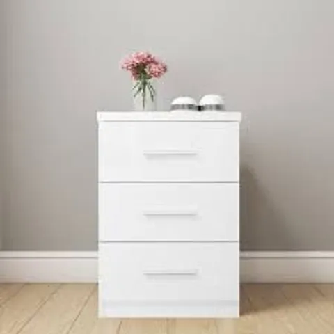 BOXED REFLECT PLUS 3 DRAWER BEDSIDE CHEST COLOUR: WHITE