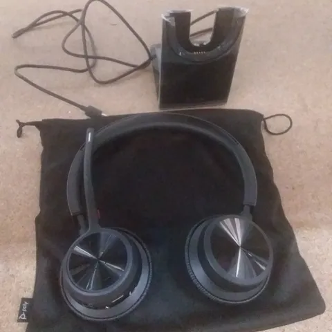 BOXED POLY VOYAGER 4320 UC HEADPHONES WITH STAND