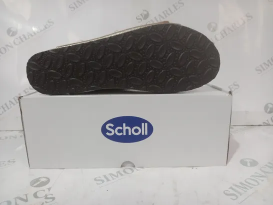 BOXED PAIR OF SCHOLL OPEN TOE SANDALS IN METALLIC GOLD SIZE 7