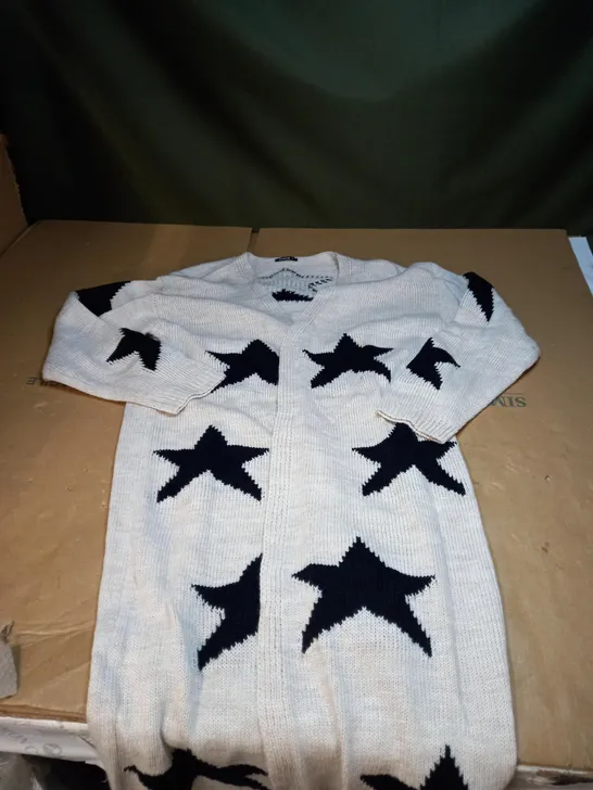 WOMENS NATURAL STAR CARDIGAN SIZE 12