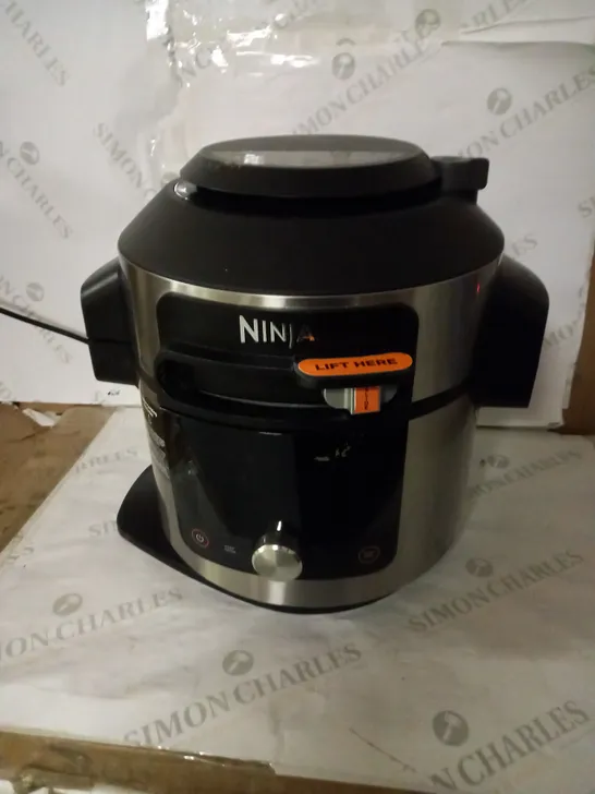 NINJA FOODI MAX SMARTLID MULTI-COOKER