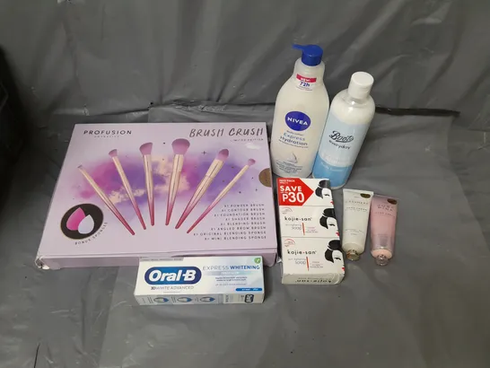 APPROXIMATELY 20 ASSORTED COSMETICS PRODUCTS TO INCLUDE - PROFUSION BRUSH CRUSH SET - NIVEA BODY LOTION - ORAL B TOOTHPASTE - ETC 