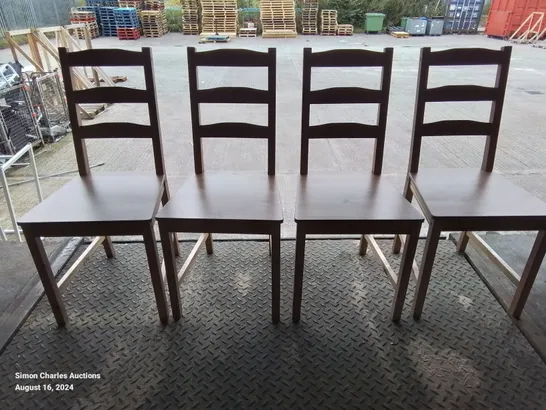 SET OF 4 PINE LOOK SIDE/DINING CHAIRS