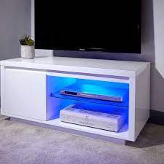 BOXED POLAR HIGH GLASS LED TV UNIT