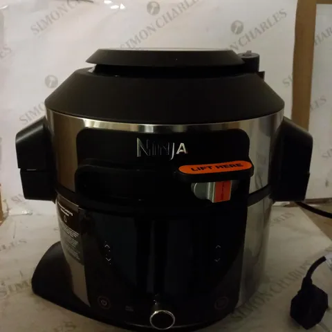 NINJA FOODI SMARTLID MULTI-COOKER