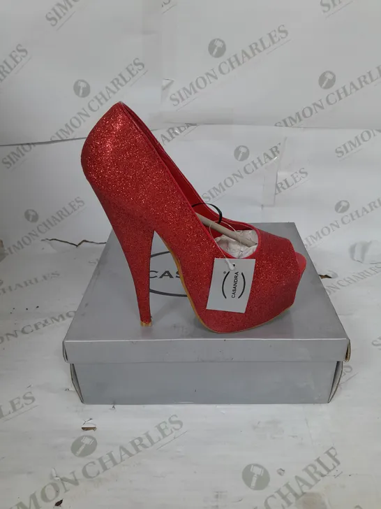 CASSANDRA  PLATFORM STILLETO HEEL IN RED GLITTER SIZE 5