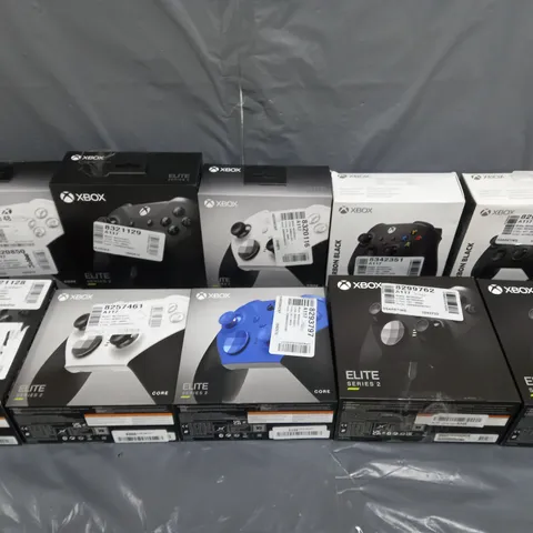 BOX OF APPROXIMATELY 10 ASSORTED XBOX GAME CONTROLLERS TO INCLUDE SERIES 