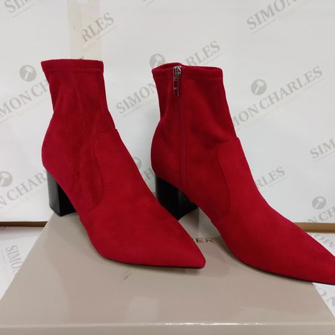 BOXED PAIR OF MARC FISHER BOOTS (RED, SIZE 8M)