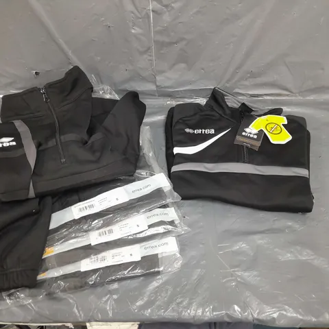 LOT OF FIVE BLACK ERREA BLACK QUARTER ZIP JACKETS