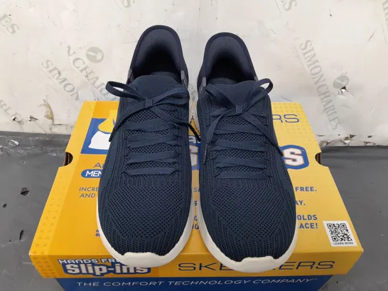 SKECHERS HANDS FREE SLIP-INS TRAINERS IN NAVY - UK 7