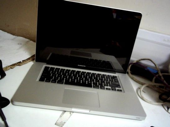 APPLE MACBOOK PRO UNIBODY 15" A1286 I7-3615QM 2.30GHZ