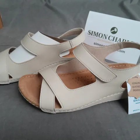 PAVERS GENUINE LEATHER SANDALS IN BEIGE - 38