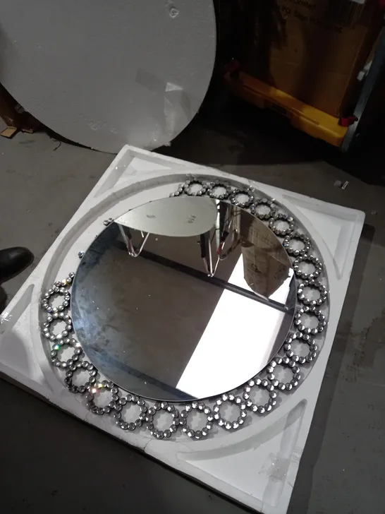  JM BY JULIEN MACDONALD CIRCULAR CRYSTAL WALL MIRROR - COLLECTION ONLY 