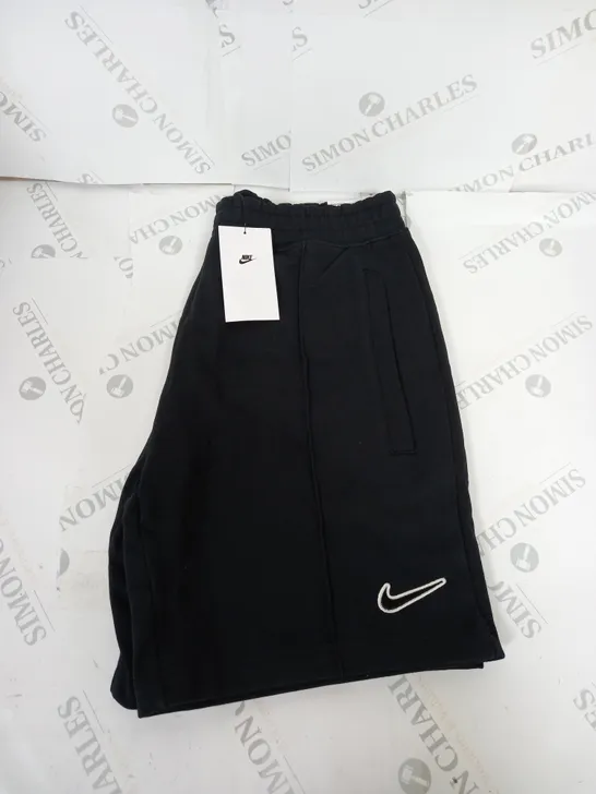 NIKE MENS LOGO CASUAL SHORTS SIZE M