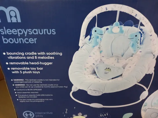 BOXED SLEEPYSAURUS BOUNCER - BIRTH+