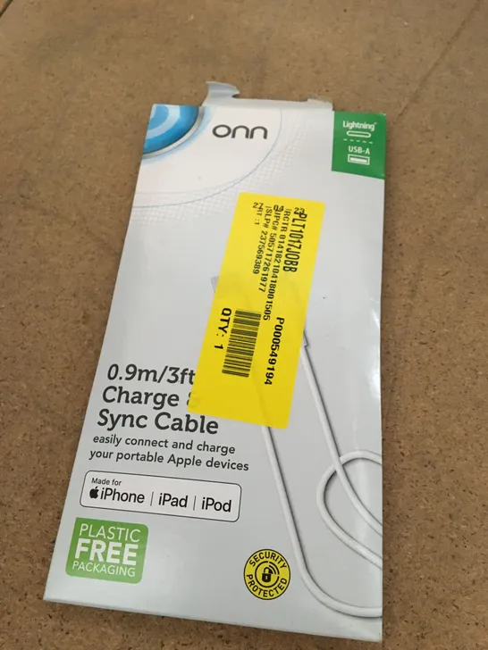 ONN 0.9M CHARGE AND SYNC CABLE