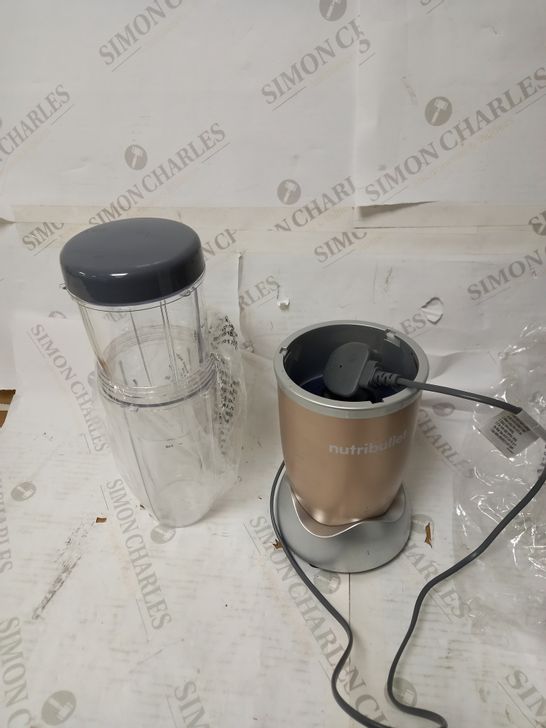 NUTRIBULLET 900 SERIES BLENDER 