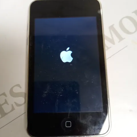 APPLE IPOD TOUCH 32GB (A1318, 3RD GEN)