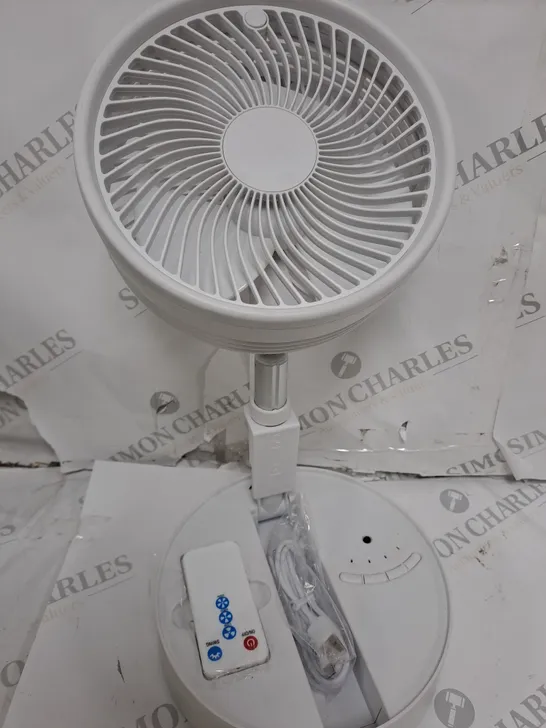 BELL & HOWELL OSCILLATING FOLDING RECHARGEABLE FAN, WHITE