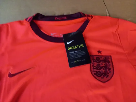 ENGLAND KIDS FOOTBALL SHIRT AND SHORTS IN FLUO ORANGE - 24