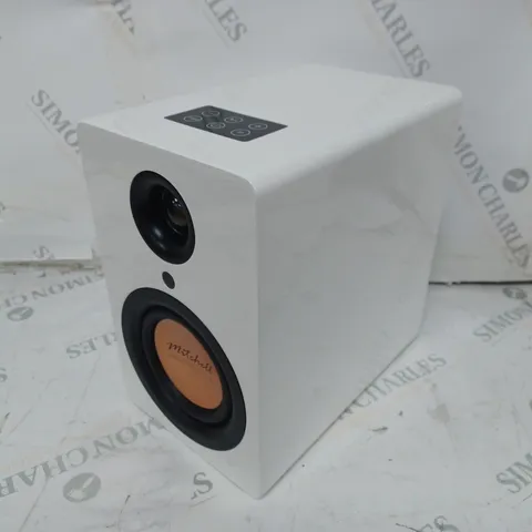 BOXED USTREAM ONE TRUE WIRELESS STEREO SPEAKERS - BLUETOOTH 