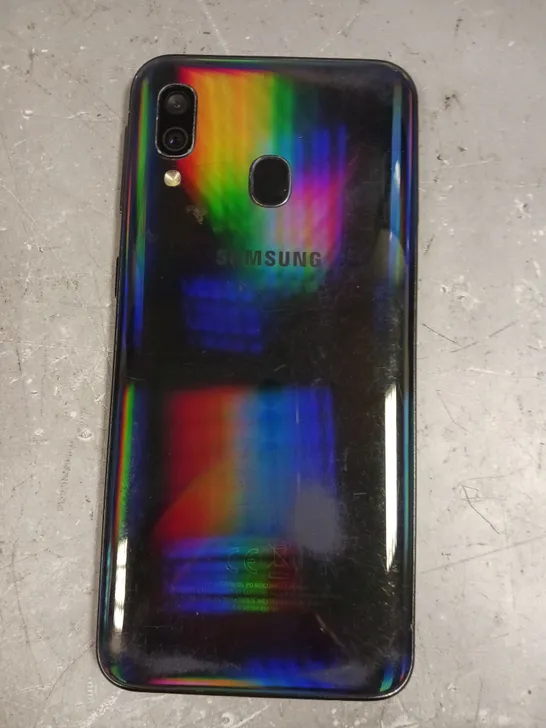 SAMSUNG GALAXY A40 SMARTPHONE 