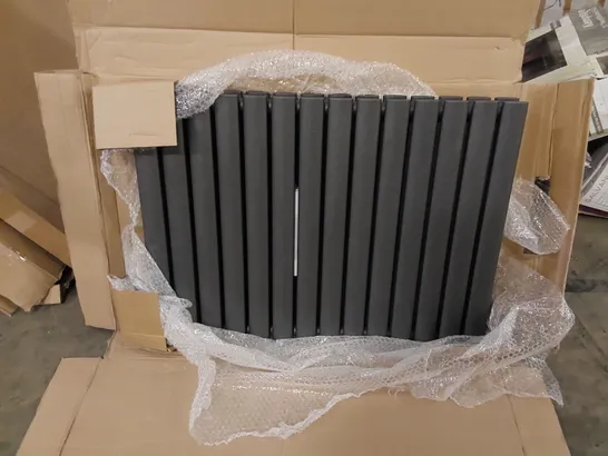 BOXED ANTHRACITE RADIATOR 600 X 816mm