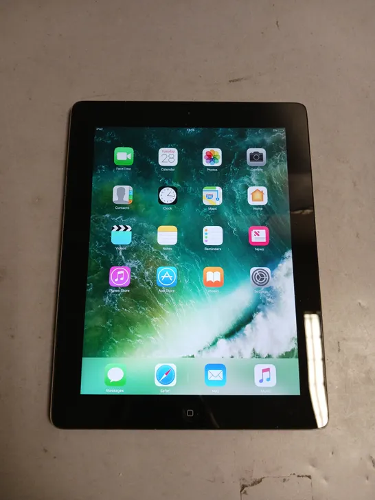 APPLE IPAD TABLET 28GB MD511B/A