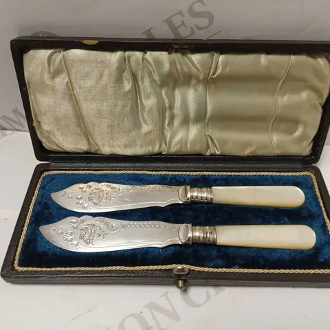 DECORATIVE SET OF 2 STAINLESS STEEL KNIVES