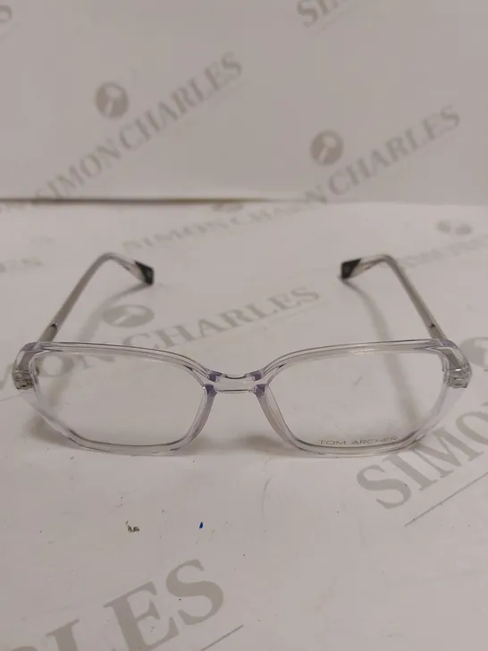 TOM ARCHER CALDWELL 4 CRYSTAL CLEAR BUTTERFLY STYLE WOMENS EYEGLASSES 