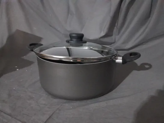 NON-STICK STOCKPOT 