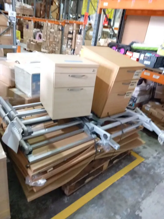 PALLET OF ASSORTED OFFICE FURNITURE TO INCLUDE; DESKS AND TWO CABINETS