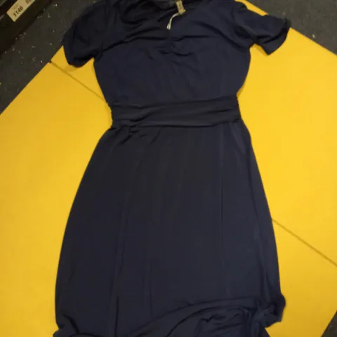 BRAND NEW RUTH LANGSFORD RUCHED MIDI DRESS IN NAVY BLUE - SIZE 8 