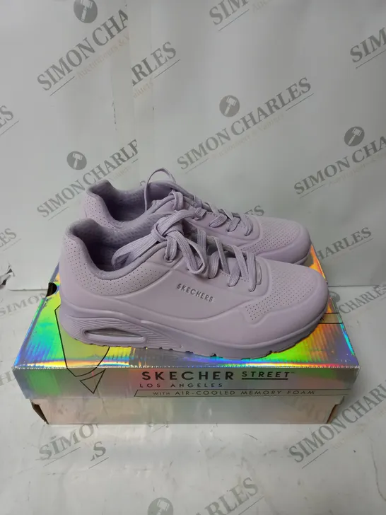 BOXED SKECHER STREET LOS ANGELES - PURPLE - SIZE 6