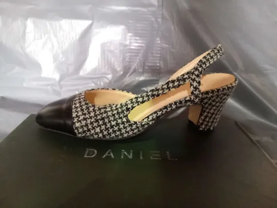 BOXED DANIEL KIRA BLOCK HEEL SLING BACK SIZE 39