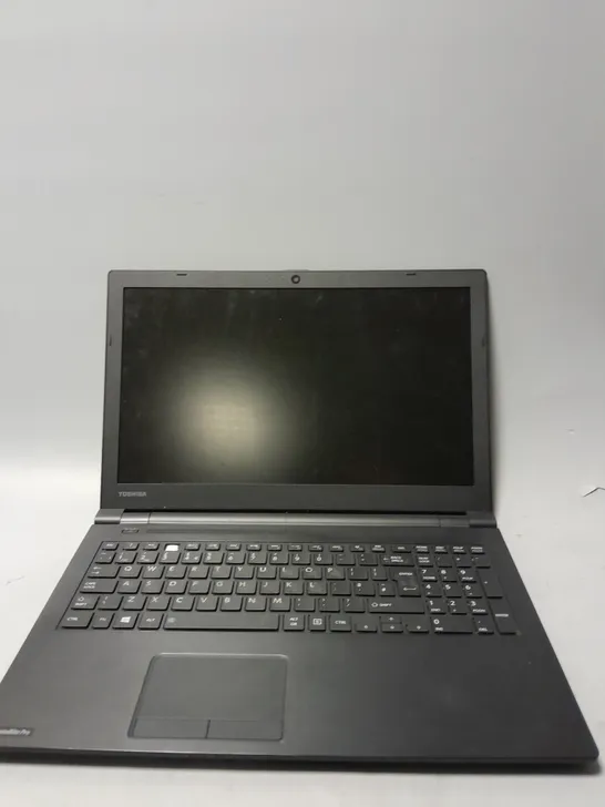 TOSHIBA SATELLITE PRO R50-B	15 INCH I3-4005U 1.70GHZ