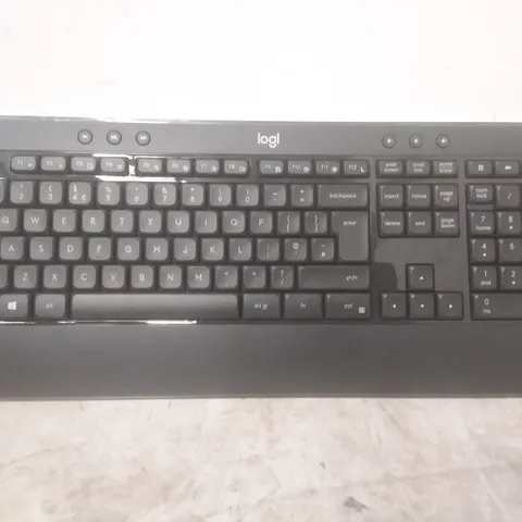 BOXED LOGITECH MK540 WIRELESS KEYBOARD 